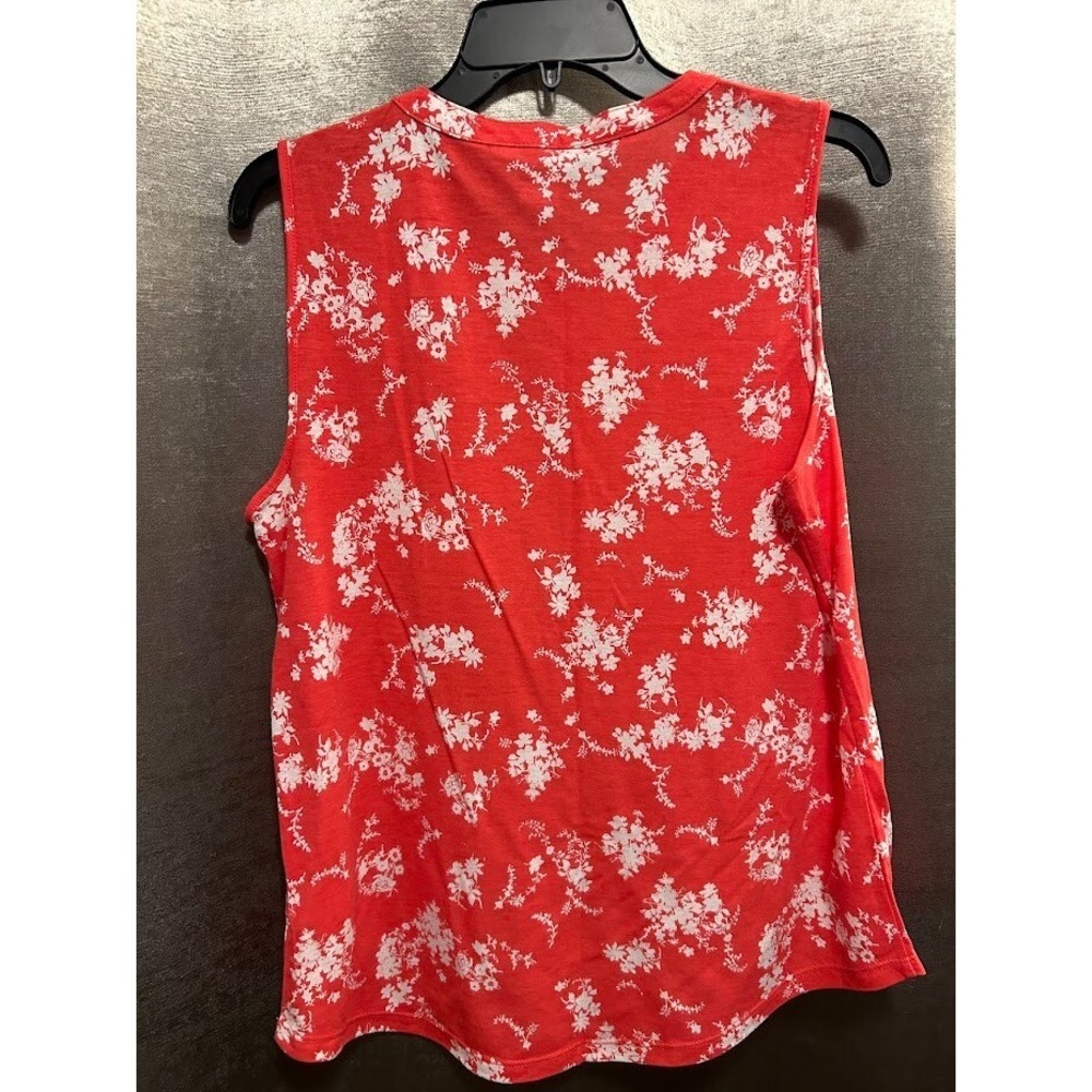 Liz‎ Claiborne women's split neck sleeveless tank top. Size Large - Picture 3 of 4